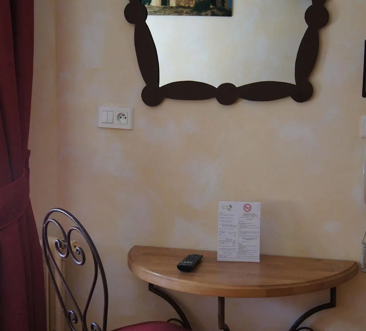 Le Regence Hotel Arles