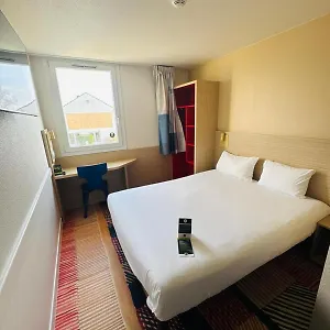 Roissy 3* Saint-Witz